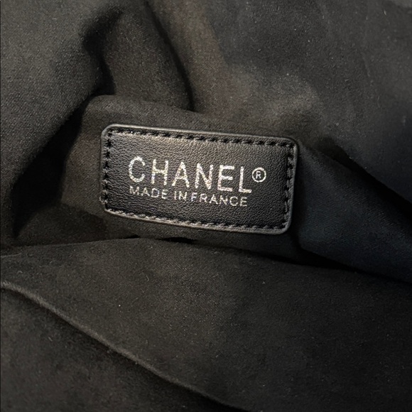 CHANEL Black and White Logo Tote - NEW - Picture 4 of 10